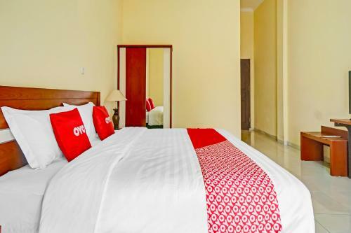 Hotel Collection O 90693 Orchid Edotel Boyolangu