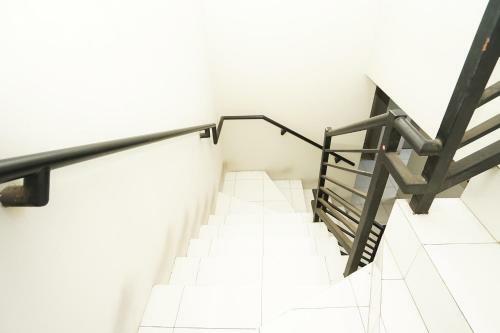 Hotel Oyo Flagship 748 Comfitel Tenggilis