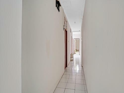 Hotel Spot On 90403 Gosepa Ngagel