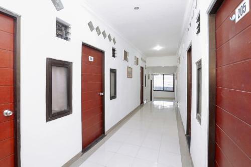 Hotel Vaccinated Staff - Oyo 658 Alibaba Residence