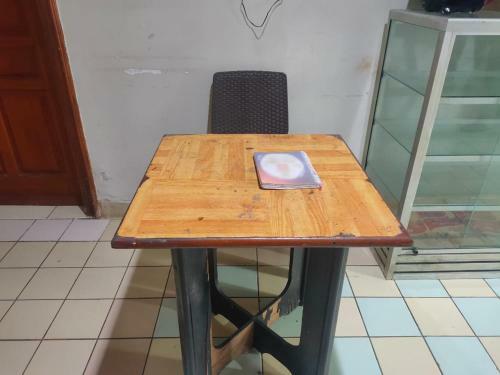 Hotel Oyo 90800 Lemoon Inn Surabaya