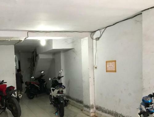Hostal Kost Aka
