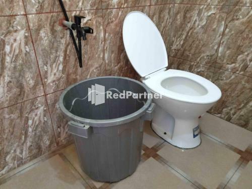 Hotel Boarding House Syariah Mm Bone Redpartner