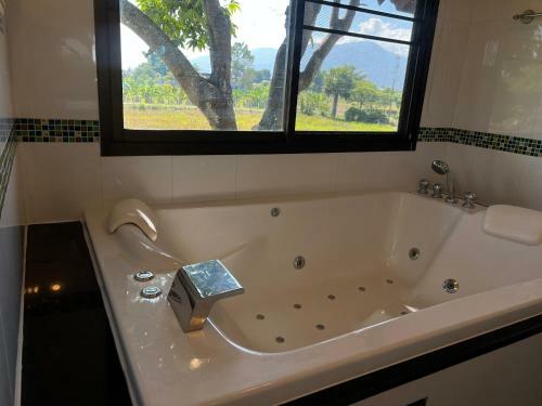 Pool Villa Klang Na Mae Rim