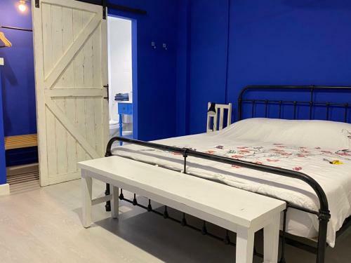 Hostal Grasshopper Bed And Cafe