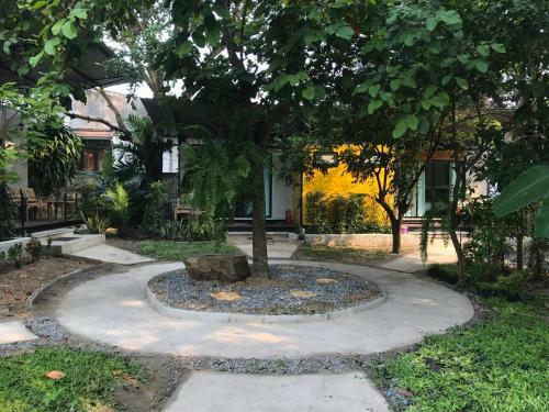 The Monkey Resort Donheang