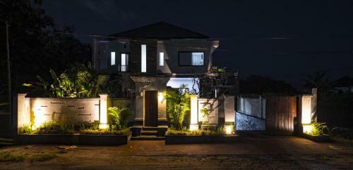 Hostal Villa Melasti