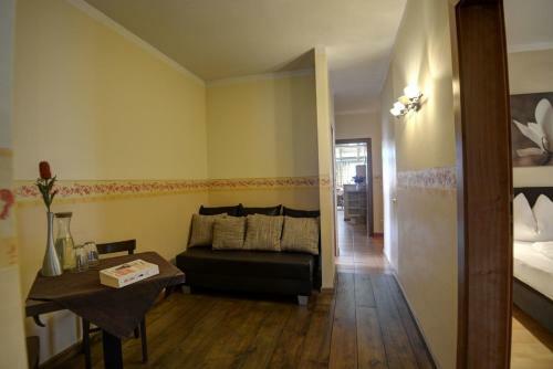 Hostal Hotel Garni Buchenhof