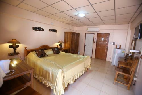 Hostal Prom Tong Mansion