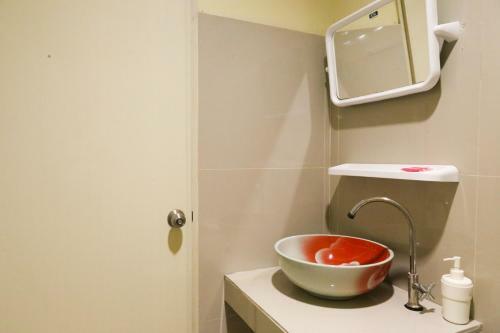 Hotel 2499 Amphawa Heritage By Roomquest