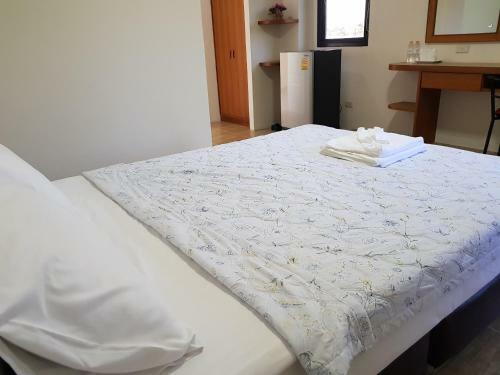 Apartamento Boonthavon Maejo Hotel