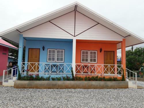 Hostal Chanakarn Guesthouse Sangkhla Buri