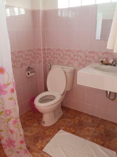 Hostal Chanakarn Guesthouse Sangkhla Buri