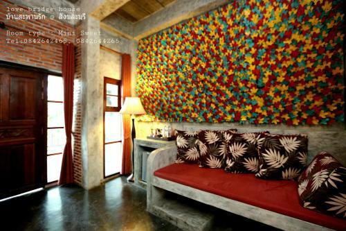 Hotel Love Bridge House ????????????