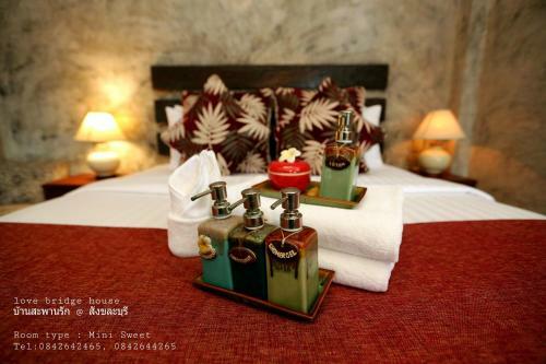 Hotel Love Bridge House ????????????
