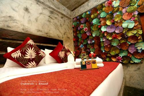 Hotel Love Bridge House ????????????
