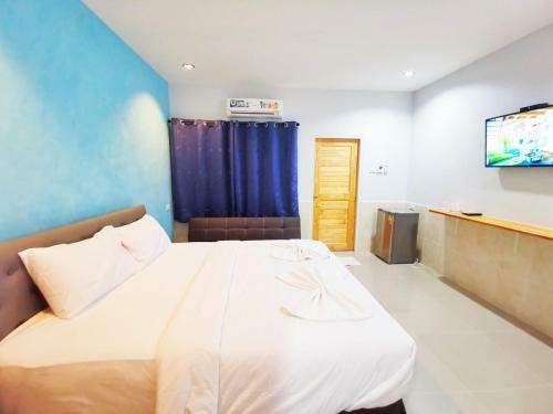 Hotel ???????? ????? ?????? ??????? ( Little Hill Sattahip Resort )