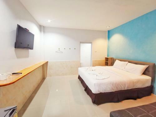 Hotel ???????? ????? ?????? ??????? ( Little Hill Sattahip Resort )