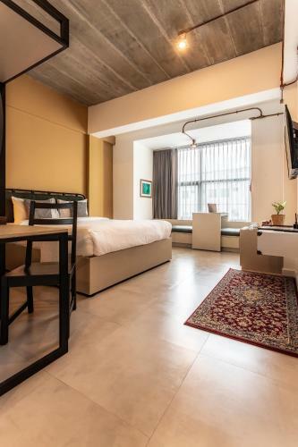 Hotel The Wood