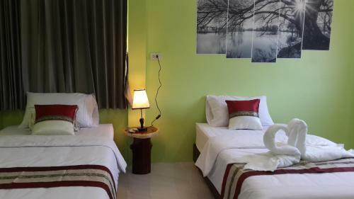 Hostal Khum Thong Resort