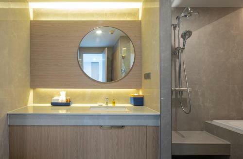 S Sriracha Hotel & Residence