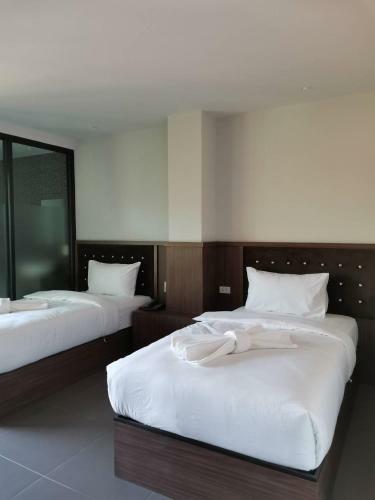 Yamin Seaview Hotel