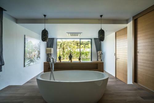 Cocoon Villa - Peaceful Private Pool Villa In North Phuket