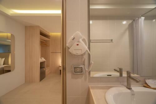 Bedline Hotel - Sha Certified