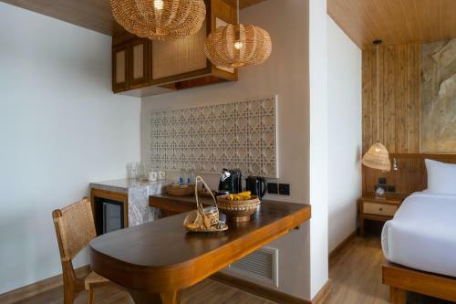 Hotel Sinae Phuket - Sha Extra Plus