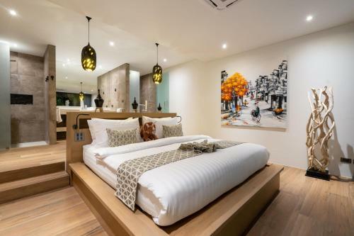 La Belle Pool Villa Phuket - Tropical Modern Living