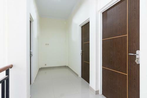Hotel Vaccinated Staff-oyo 1431 Travel-inn