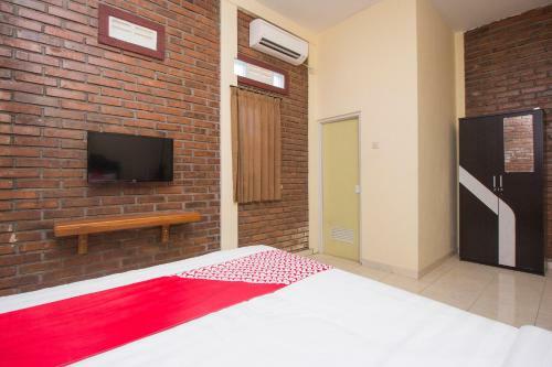Hotel Oyo 952 Annisa Syariah Residence