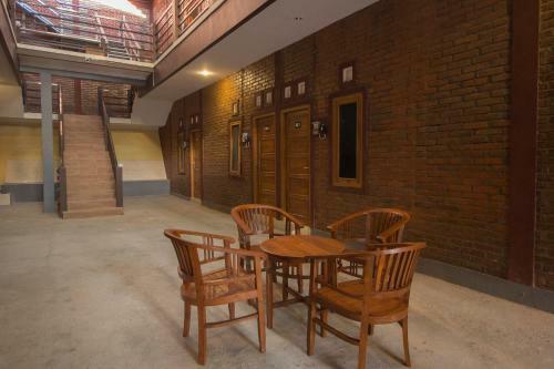 Hotel Oyo 952 Annisa Syariah Residence