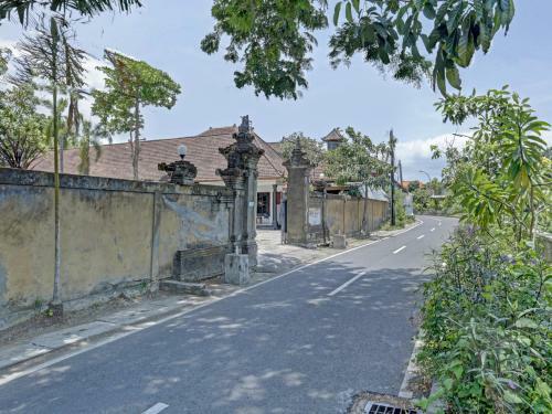 Hotel Oyo 90638 Pondok Idas