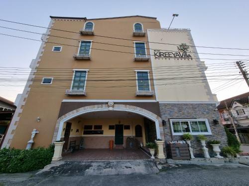 Bed & Breakfast Kireeya Villa