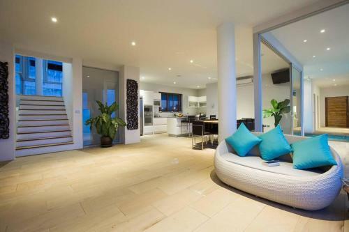 4 Bedroom Luxury Sea View Villa Moonrise