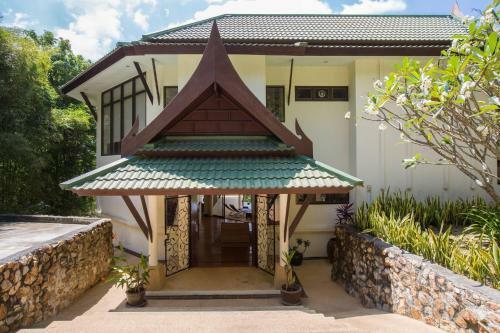 Relaxing Villa, Amazing View To Angthon Marine Park