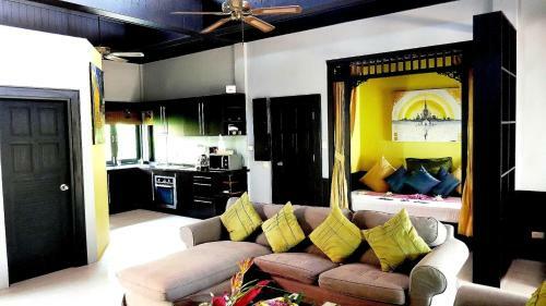 Royal Living Koh Samui - Villa 3 - With Jacuzzi On Terrace
