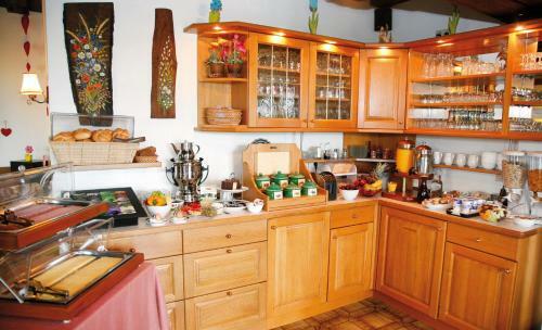 Hostal Hotel Garni Fr�hst�ckspension Neff