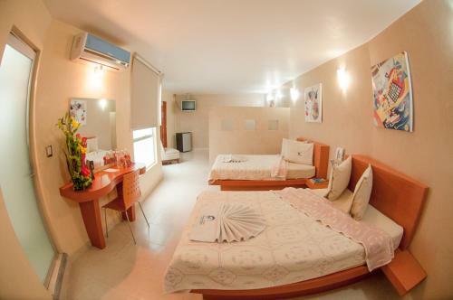 Auto-hotel Mediterr�neo