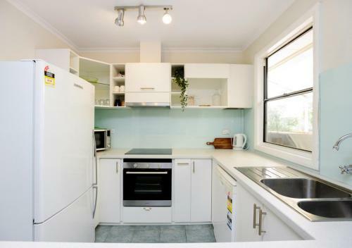 Seaside Escape Cottage