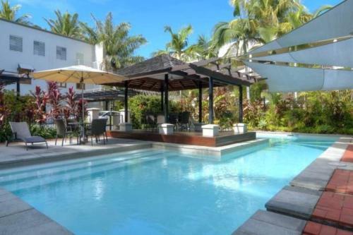 Tropical One Bedroom Apartment At The Mediterranean