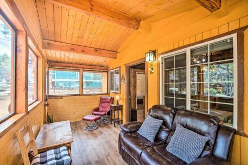 Cozy Sugarloaf Cabin Near National Forest!