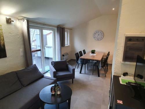 Beautiful Holiday Home In Virton With Terrace