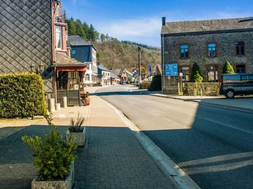 Rustic Holiday Home In Vresse-sur-semois Near Centre