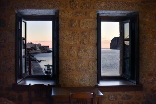Hotel Pyrgoi Theodorakaki: Gerolimenas