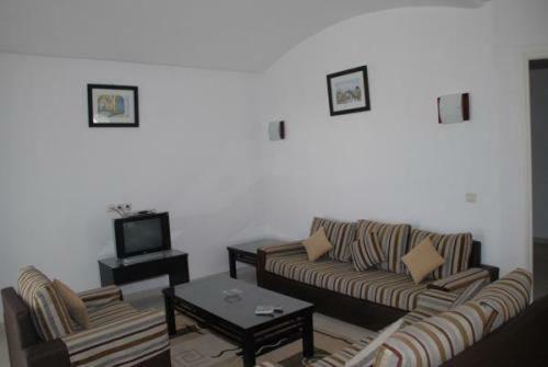 Apartamento Menzel Dija