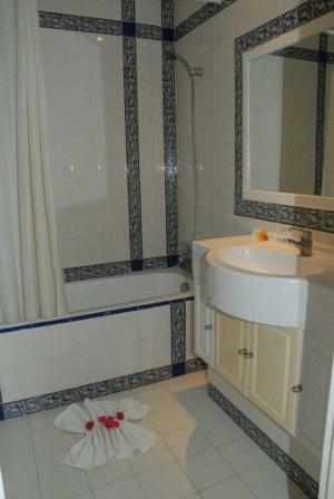 Apartamento Menzel Dija