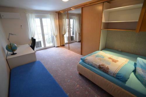 Apartment Near Lake In Pilsen