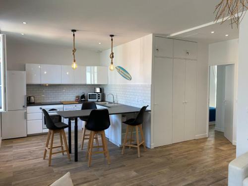 Apartamento Superbe T3 Beaurivage C�te Des Basques 2 Chambres- 2 Sdb- Balcon